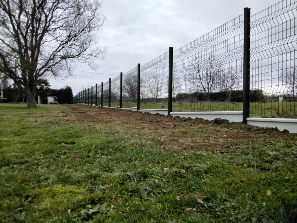 Giffard Terrassement Terrassement En Mayenne Cloture 7